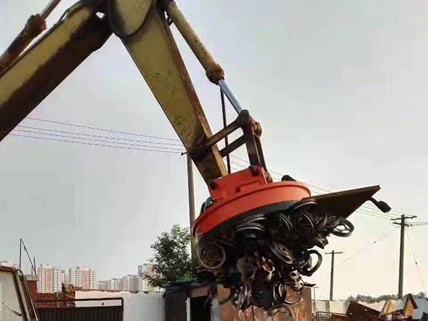 Electromagnetic suction cup