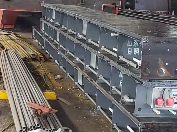 移動(dòng)式鋼性臺(tái)座