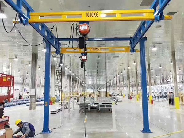 懸掛式起重機(jī)