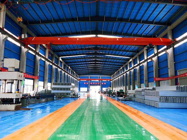 電動(dòng)橋式起重機(jī)有哪些常見故障